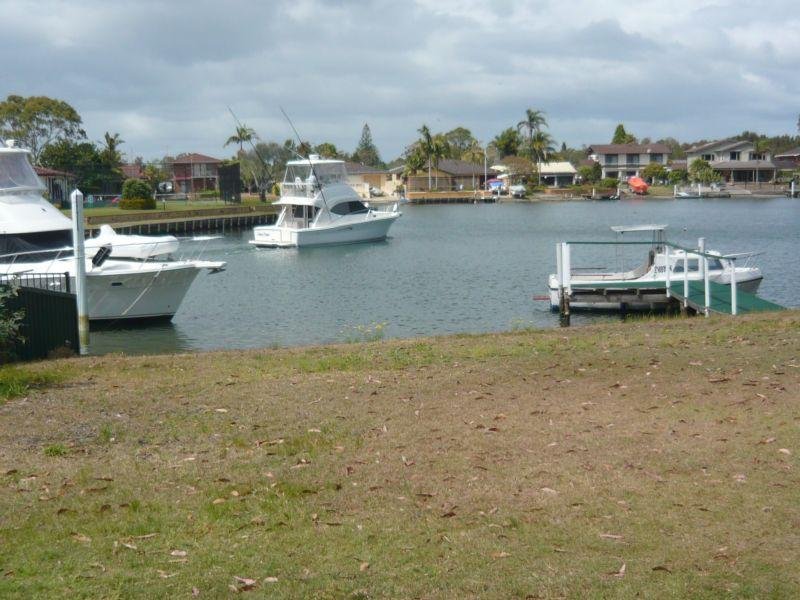 70 Taree Street, Tuncurry, NSW 2428