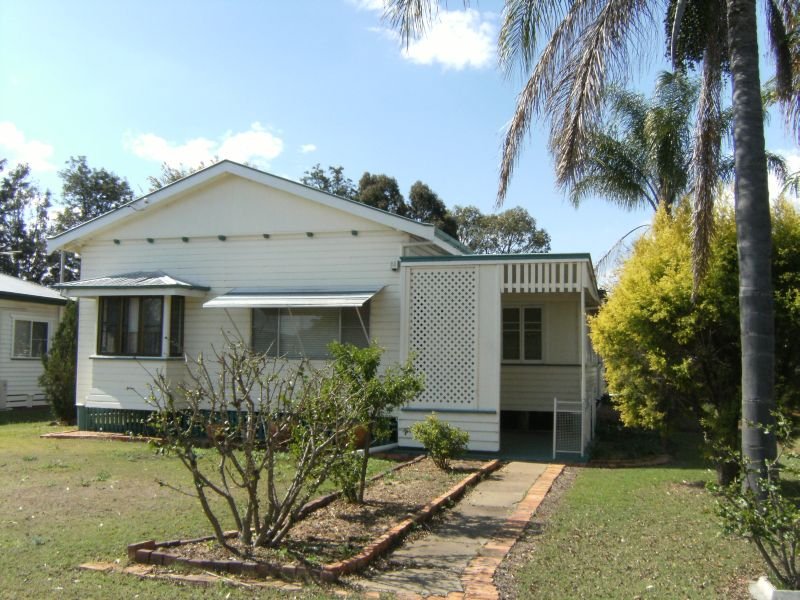 15 Edward Street, Dalby, QLD 4405 - realestate.com.au