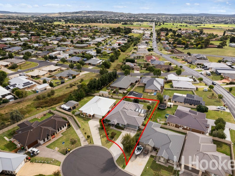 4 Billabong Close, Kelso, NSW 2795 House for Sale