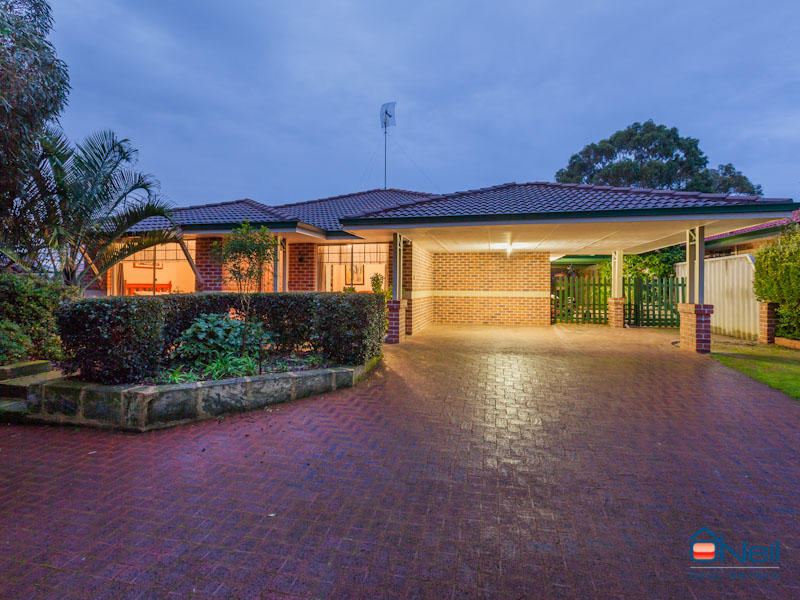 8 Navel Close, Seville Grove, WA 6112