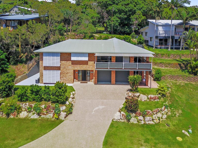 33 Nothling Drive, Point Lookout, QLD 4183