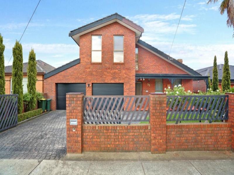 32 Hilton Street, Hadfield, VIC 3046