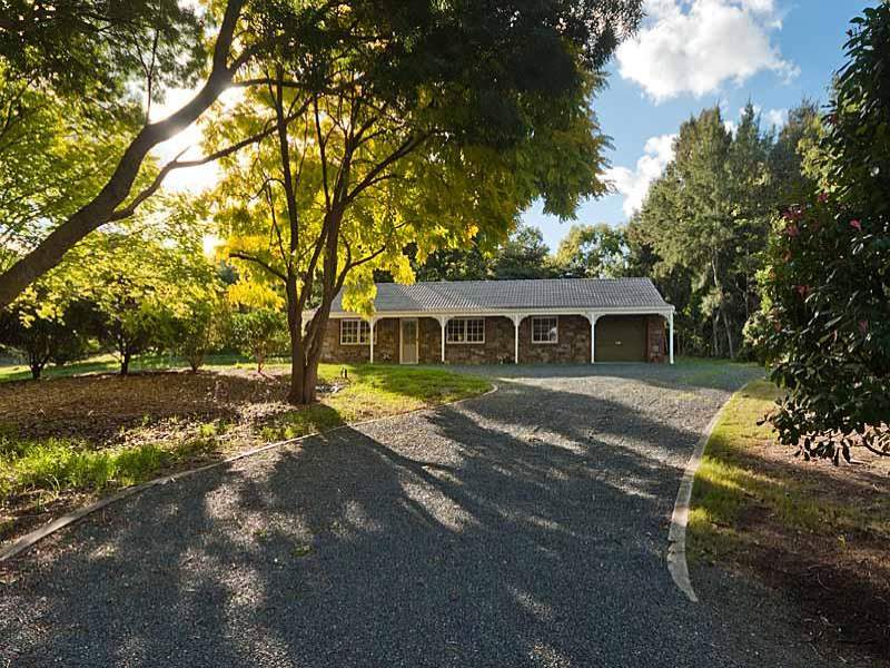 16 Dell Rd, Stirling, SA 5152 Property Details