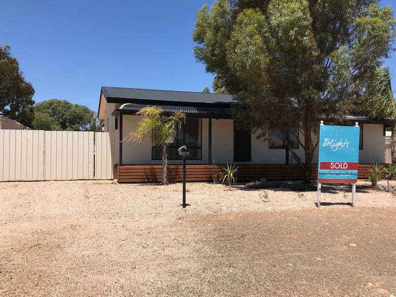 52 East Terrace, Wallaroo, SA 5556 Property Details