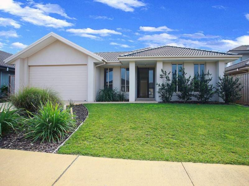 124 Sandhurst Boulevard, Sandhurst, Vic 3977 Property Details