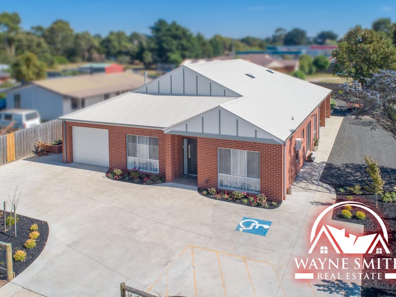 27 Main Street, Romsey, Vic 3434 Property Details