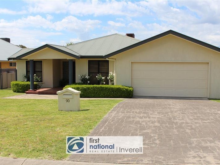 90 Froude Street, Inverell, NSW 2360