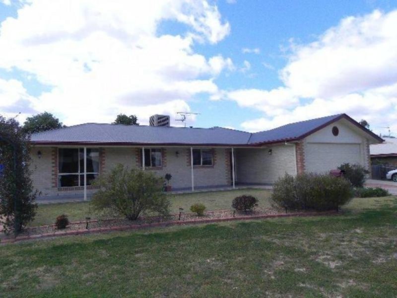 12 Genevieve Court, Millmerran, QLD 4357