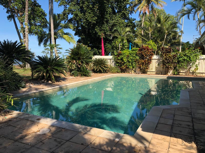 14 Feldt Street, Flying Fish Point, QLD 4860