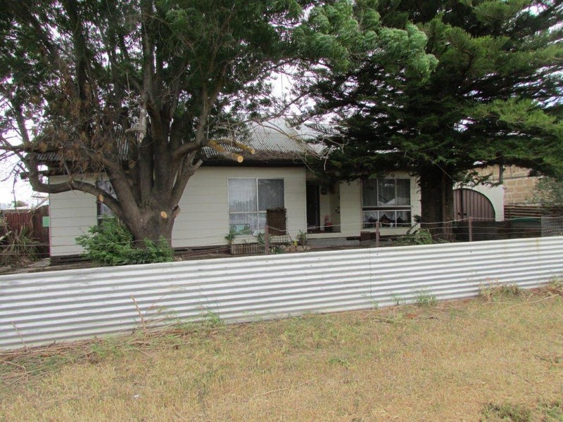 4 LIVINGSTON STREET, Jeparit, Vic 3423 Property Details