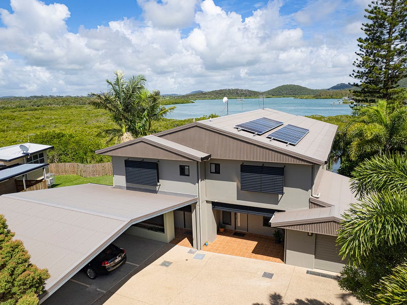 2/15 Hackett Court, Campwin Beach, QLD 4737