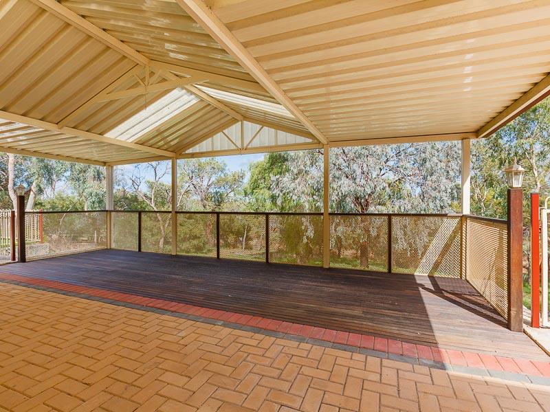 22 Homestead Drive, Wellard, WA 6170 Property Details
