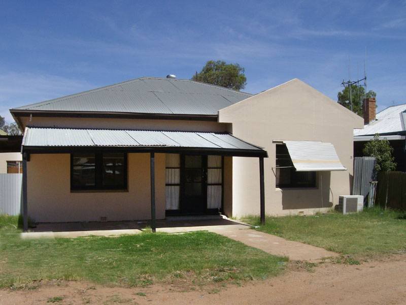 13 Hospital Road, Port Augusta, SA 5700