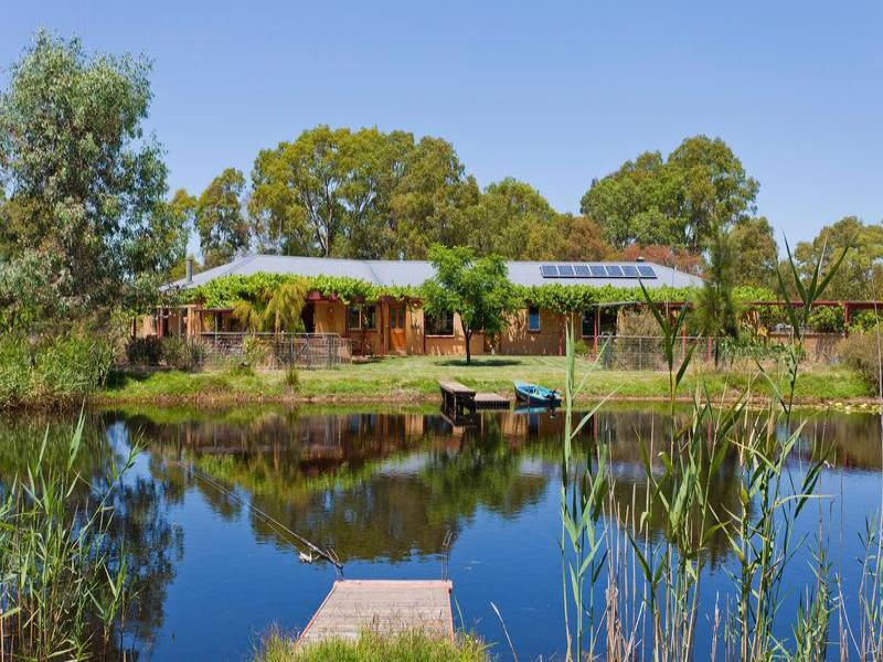 21 McLachlans Lane, Lockwood, Vic 3551 Property Details