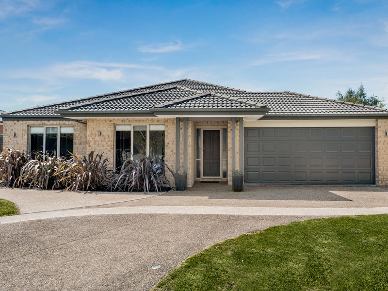 12 Lairds Rise, Garfield, Vic 3814 - Property Details