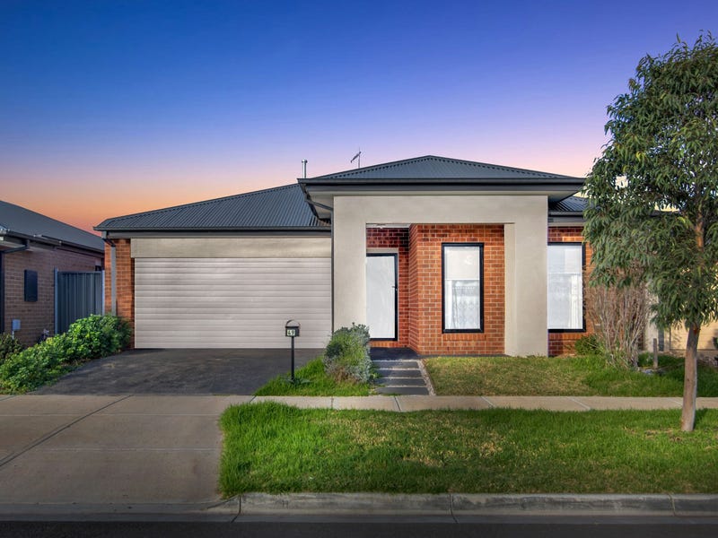 Houses for Sale in Werribee, VIC 3030 Pg. 8