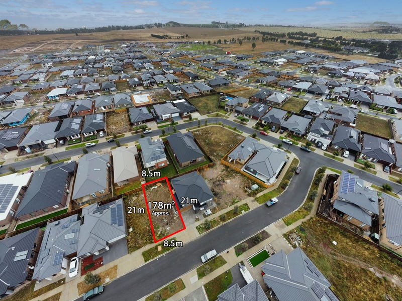 8 Retlaw Road, Mickleham, Vic 3064 Residential Land for Sale