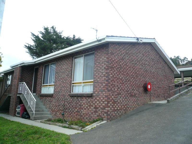 4/32a Strahan Road, Newstead, Tas 7250 Property Details