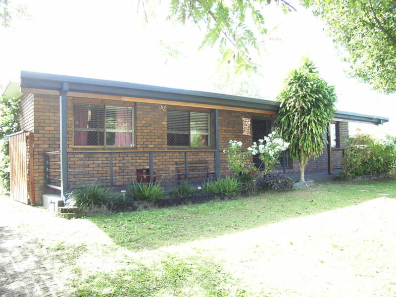 17 Saunders Street, Walkerston, QLD 4751