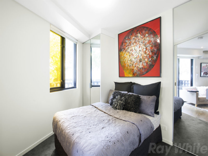 1/81 Cemetery Road East, Carlton, Vic 3053 Property Details