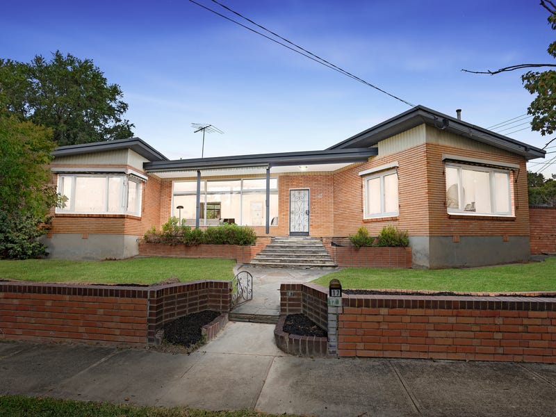 17 Glengarry Avenue, Burwood, Vic 3125 Property Details