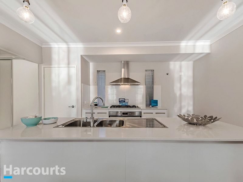 25 Dolphin Drive, Alkimos, WA 6038