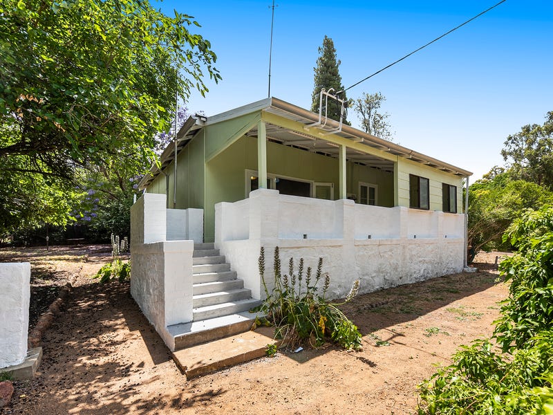 Property 141154152, Wooroloo, WA 6558 Property Details