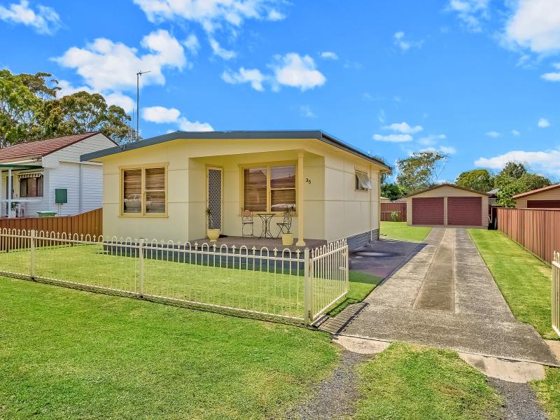 35 Glenavon Street, Toukley, NSW 2263 Property Details