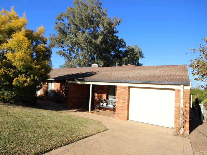 31 Valley Drive, East Tamworth, NSW 2340