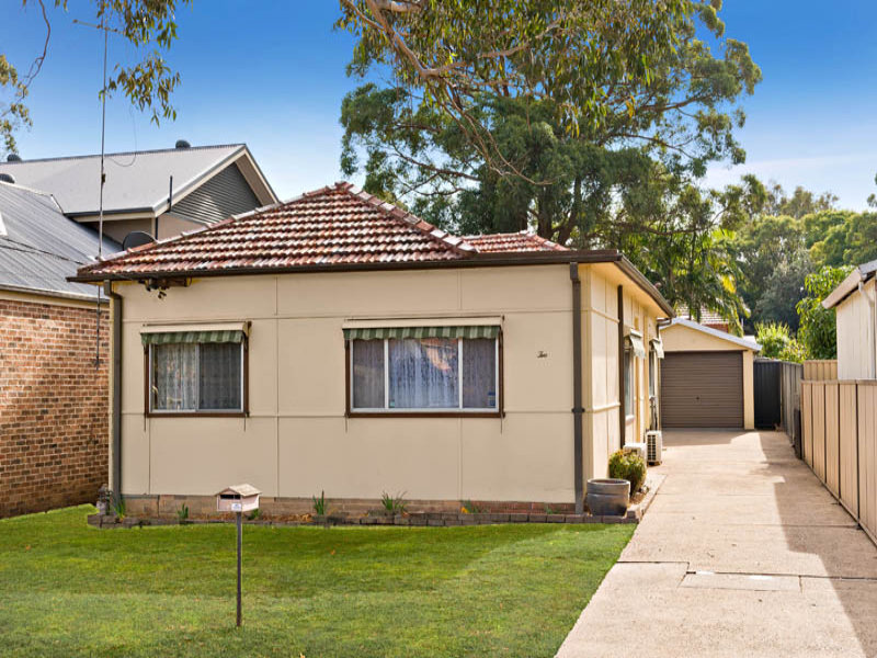 2 Anthony Avenue, Padstow, NSW 2211 Property Details