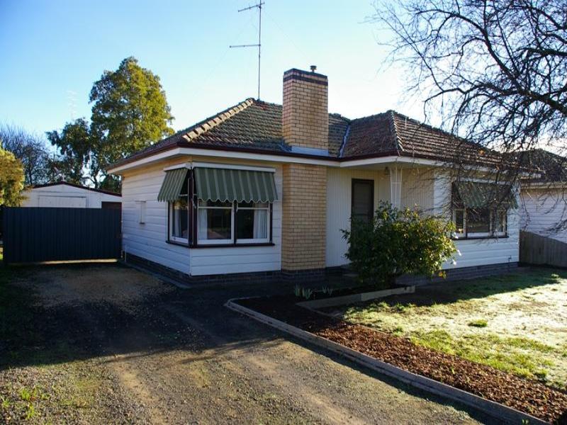 1246 Norman Street, Wendouree, Vic 3355 Property Details