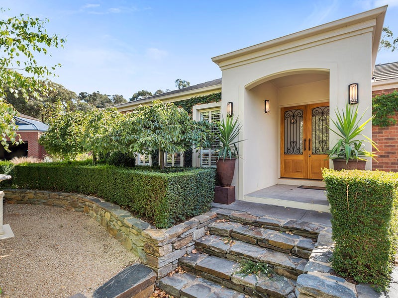 18 Yurunga Drive, Castlemaine, Vic 3450 Property Details