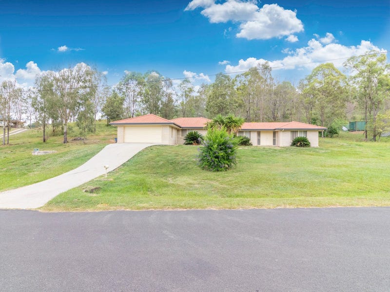 6470 Walker Drive, Kooralbyn, Qld 4285 Property Details