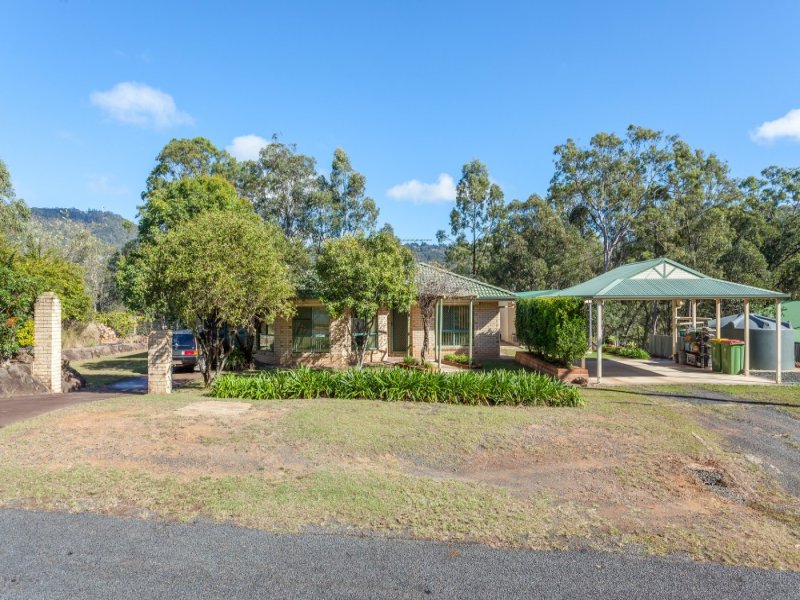 2 Woodland Crescent, Withcott, Qld 4352 Property Details