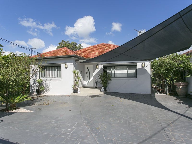 6 Stuart Street, Blakehurst, NSW 2221 Property Details