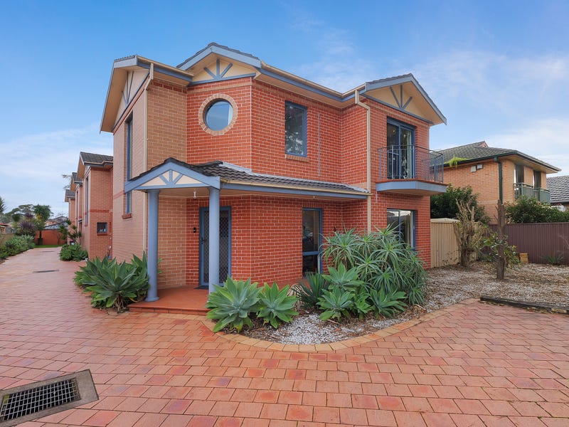 1/10 Street, Eastlakes, NSW 2018 Property Details