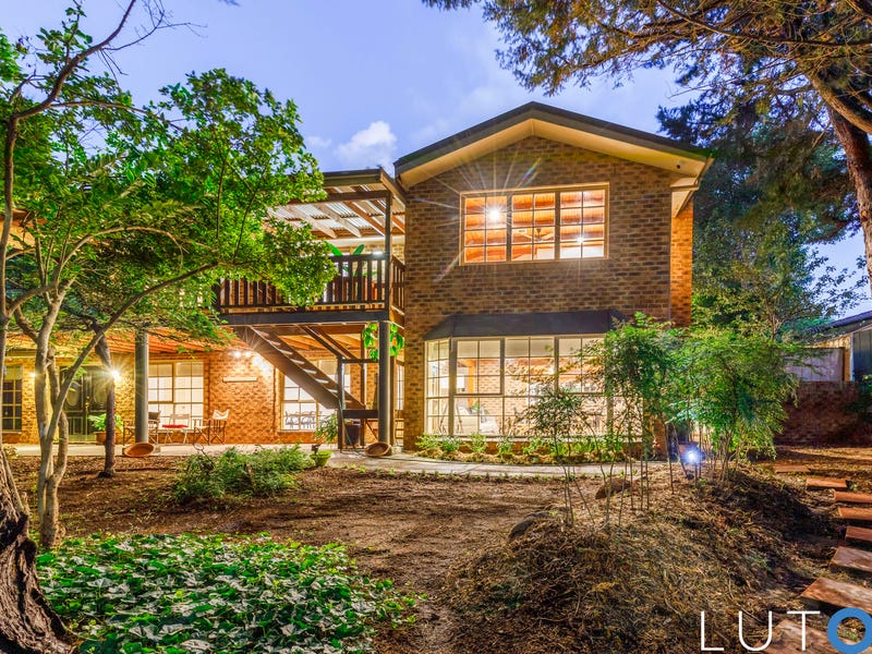 2 Wheatley Street, Gowrie, ACT 2904 Property Details