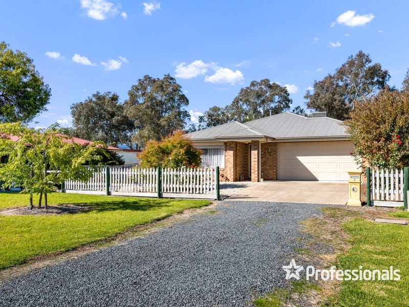 8 Nickless Street, Chiltern, Vic 3683 Property Details