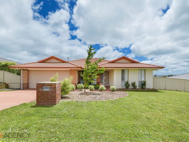 9 Meek Street, Blayney, NSW 2799 Property Details