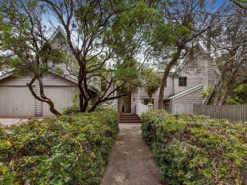 34 Adelaide Street, Blairgowrie, Vic 3942 Property Details