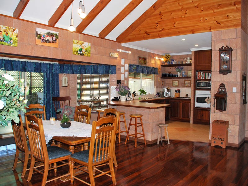 12 Brennand Road, Dongara, WA 6525 Property Details