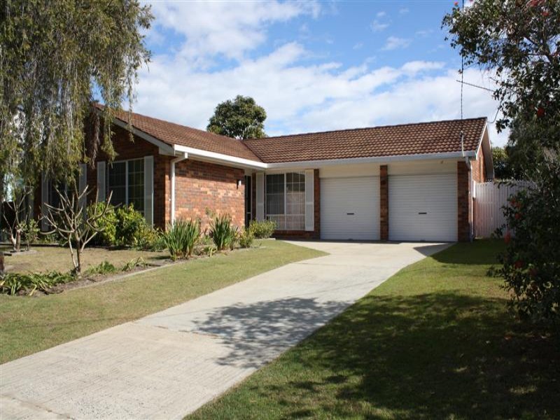 43 Shores Drive, Yamba, NSW 2464 Property Details