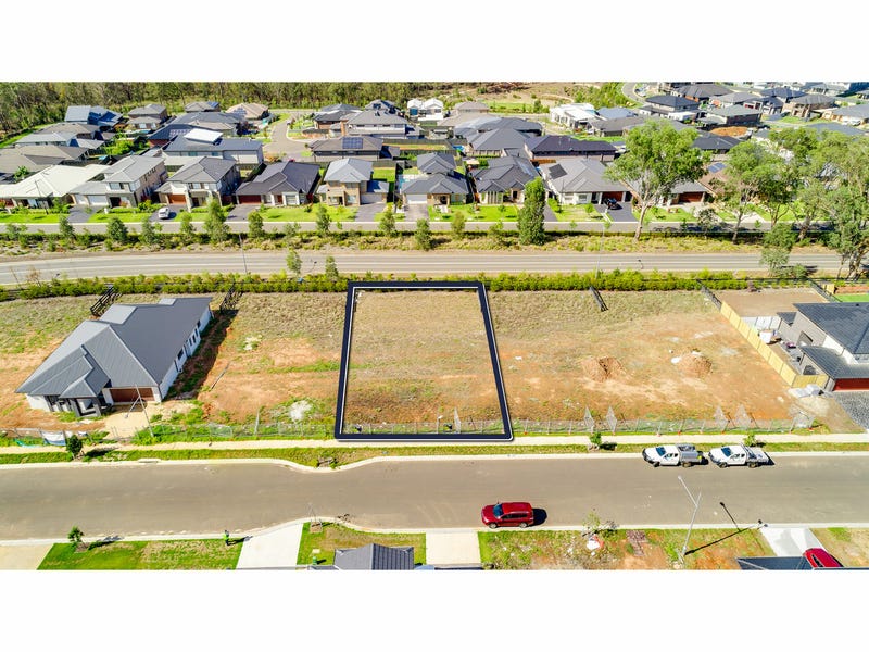 55 Thorpe Circuit, Oran Park, NSW 2570