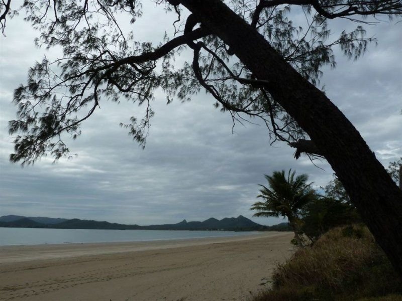 1 Redcliffe Avenue, Seaforth, Qld 4741 Property Details