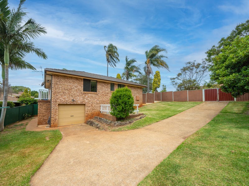 77 Moruya Drive, Port Macquarie, NSW 2444