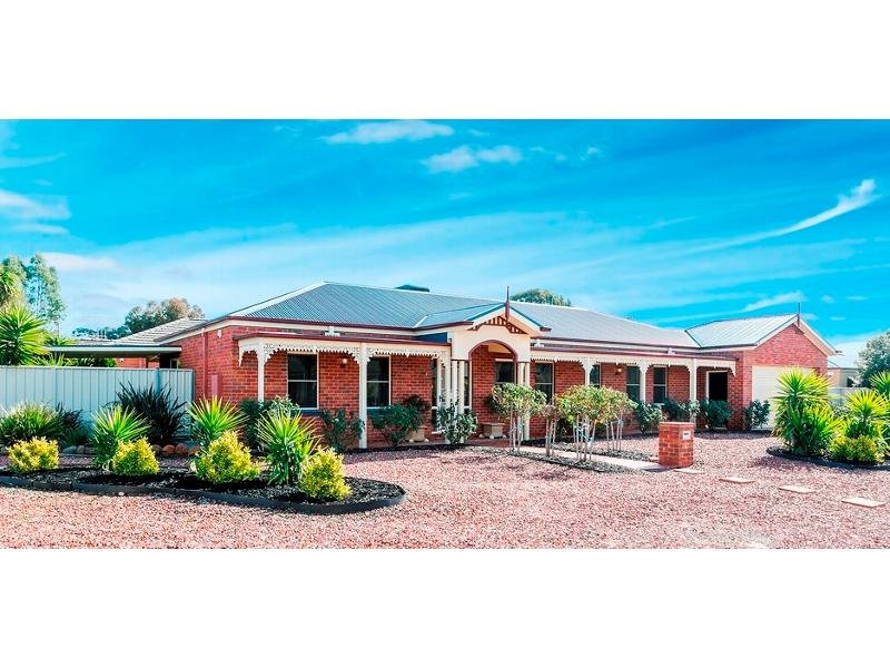 1 Parkview Court, Epsom, Vic 3551 Property Details