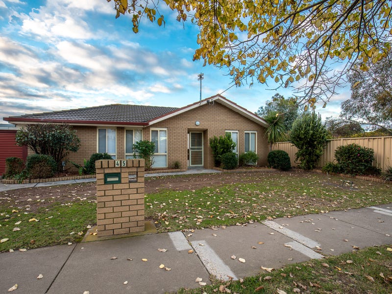 45 Montgomery Street, Sale, VIC 3850