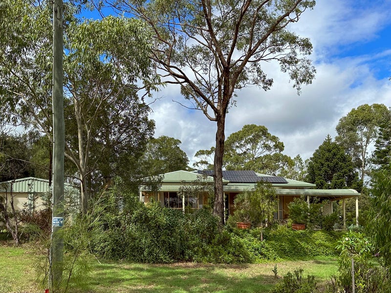 14 Kikuyu Court, Meringandan West, QLD 4352