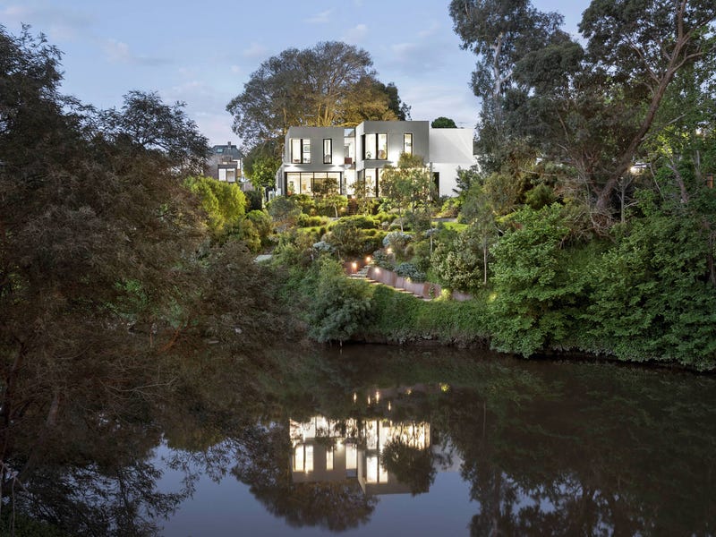 4A Glan Avon Road, Hawthorn, Vic 3122 Property Details