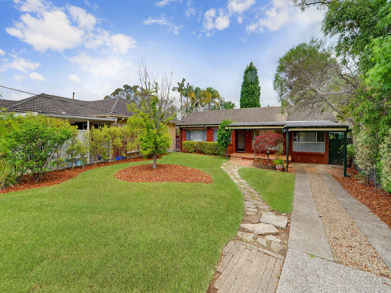 17 Mckay Road, Hornsby Heights, NSW 2077